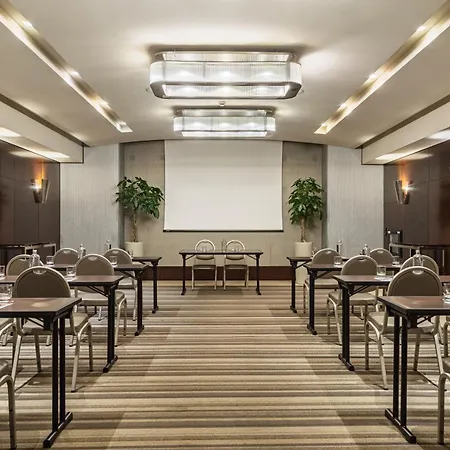 Отель Melia 5*